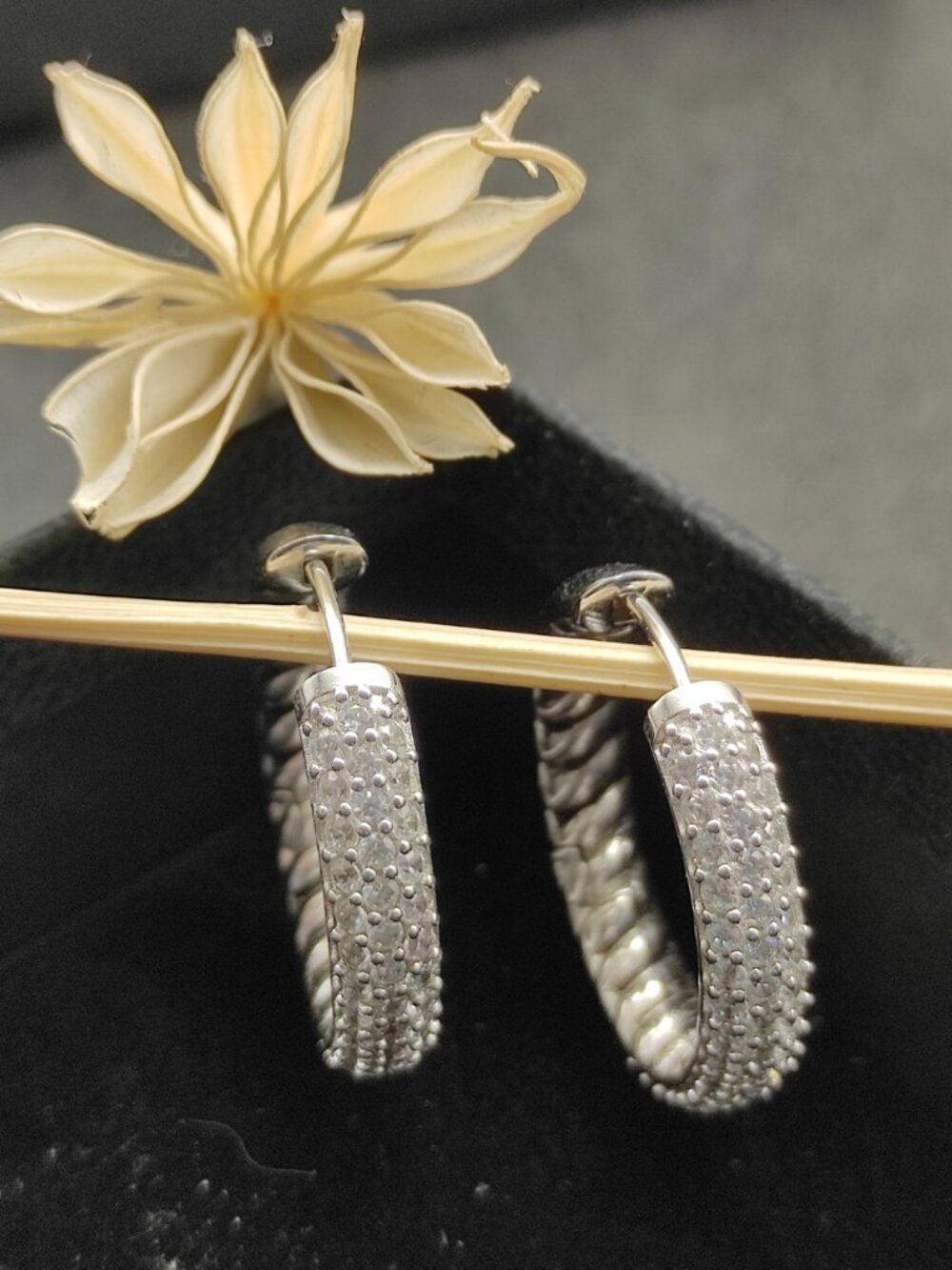 David Yurman 925 Silver Earrings with Original Pouch - Picture 4 of 8
